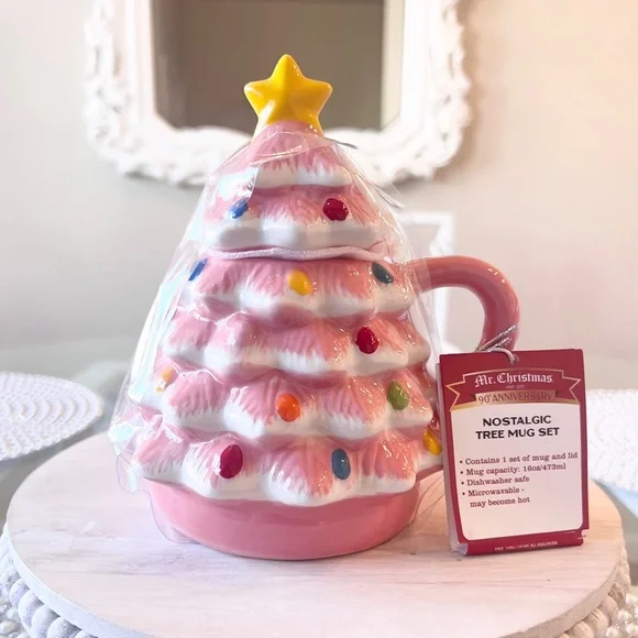 🩷🎄PINK Mr. Christmas Tree Mug with Star Topper BNWT - Picture 1 of 4